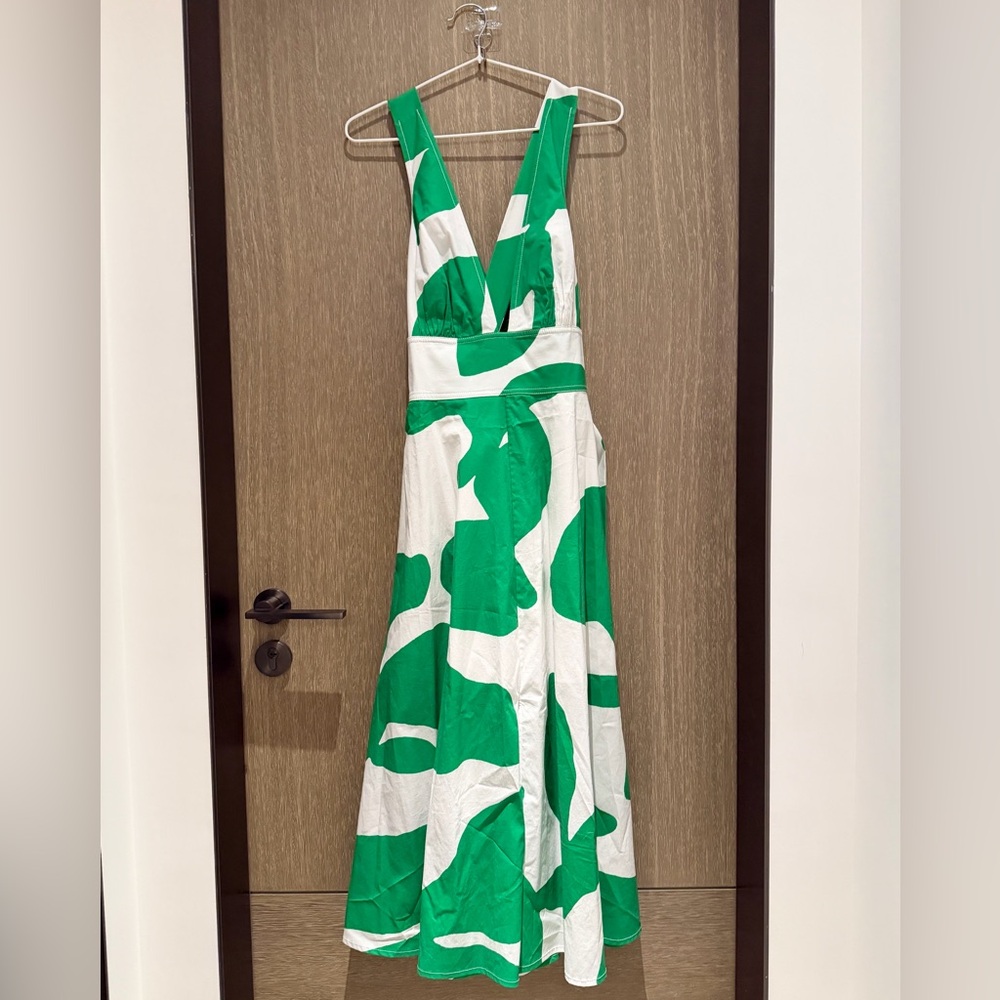 Milly Green and White Halter Maxi Dress - Picture 4 of 14